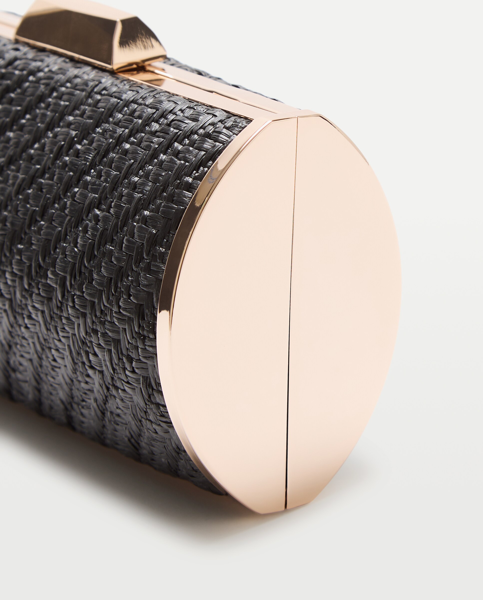 Mala Clutch de Ráfia em Forma de Cilindro Preto-3