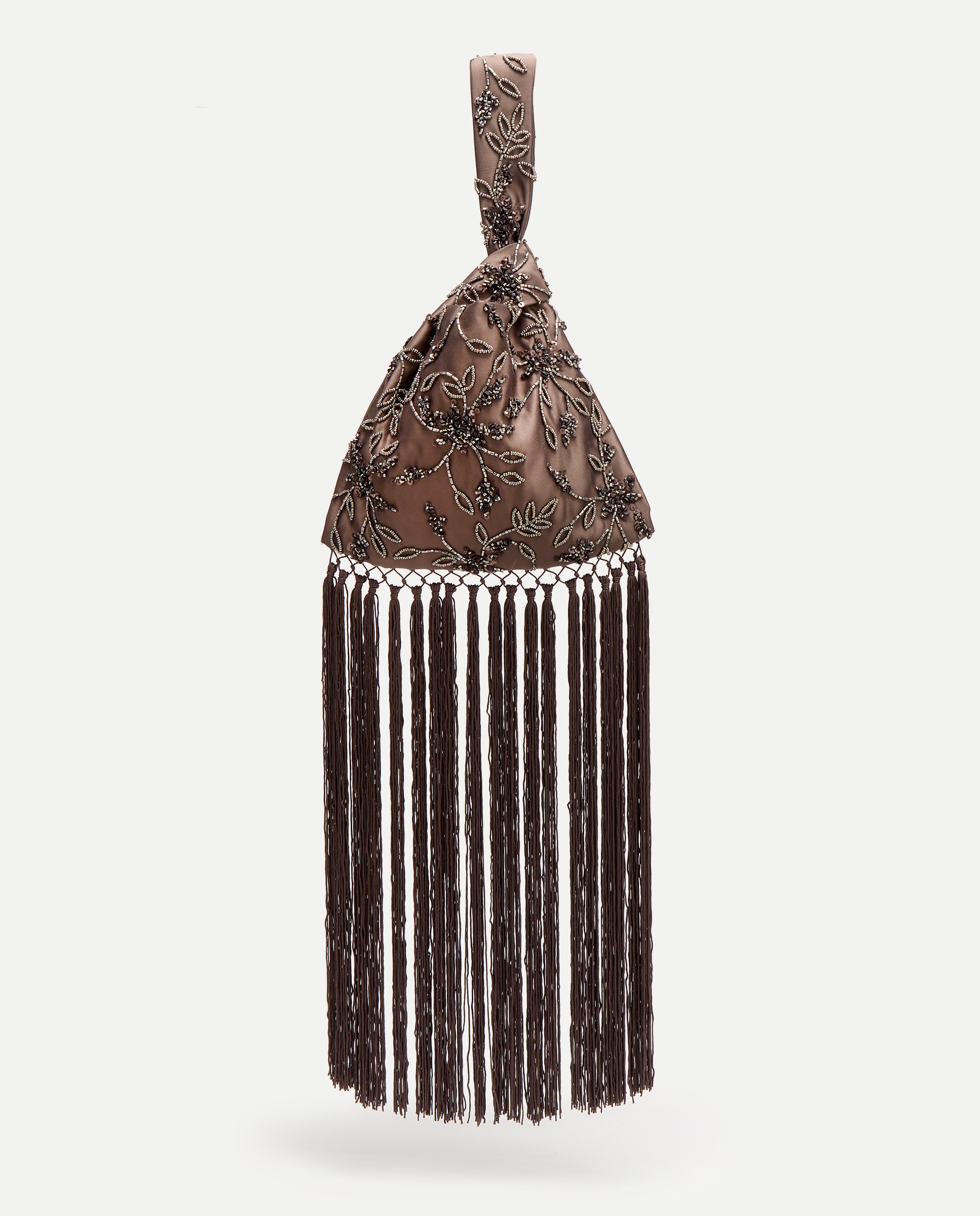 Imagem 0 de Mala Tipo Saco com Pedraria e Franjas