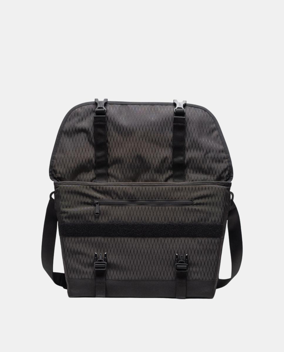 Mala a Tiracolo Cove Messenger Preto-2