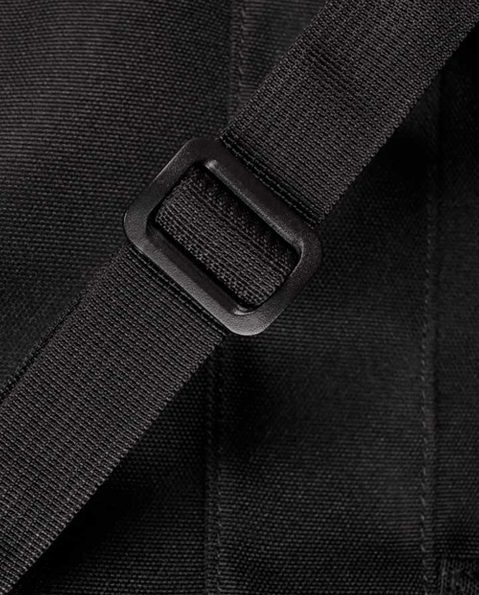 Mochila Unissexo Adventurer Berlin Medium Repelente à Água - Preto Preto-4