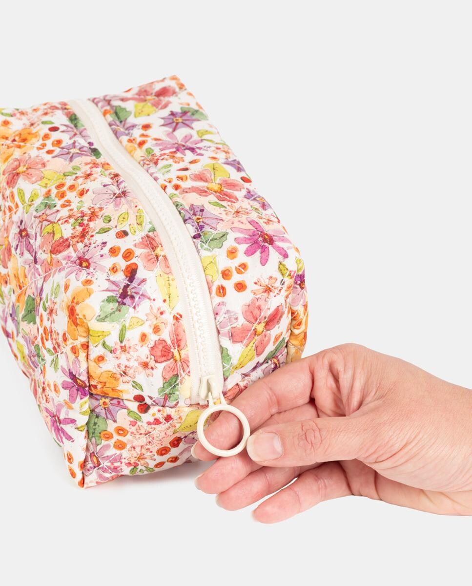 Nécessaire Acolchoado com Estampado Floral Rosa-2