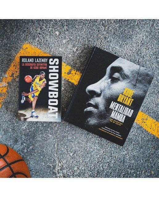 Showboat: La biografía definitiva de Kobe Bryant (Capa mole com abas) 2