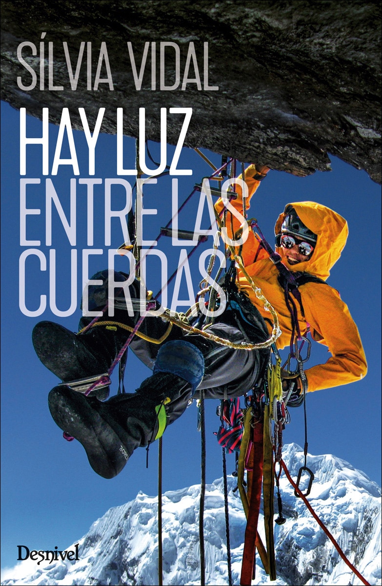 Imagem 0 de Hay luz entre las cuerdas (Capa mole com abas)