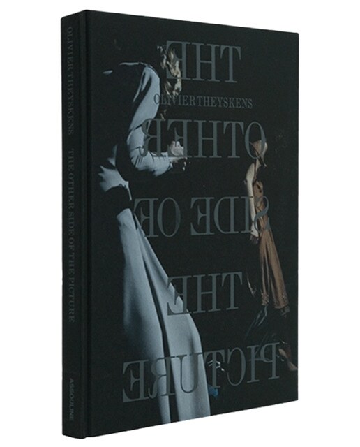 Imagem 0 de Olivier theyskens: the other side of the picture