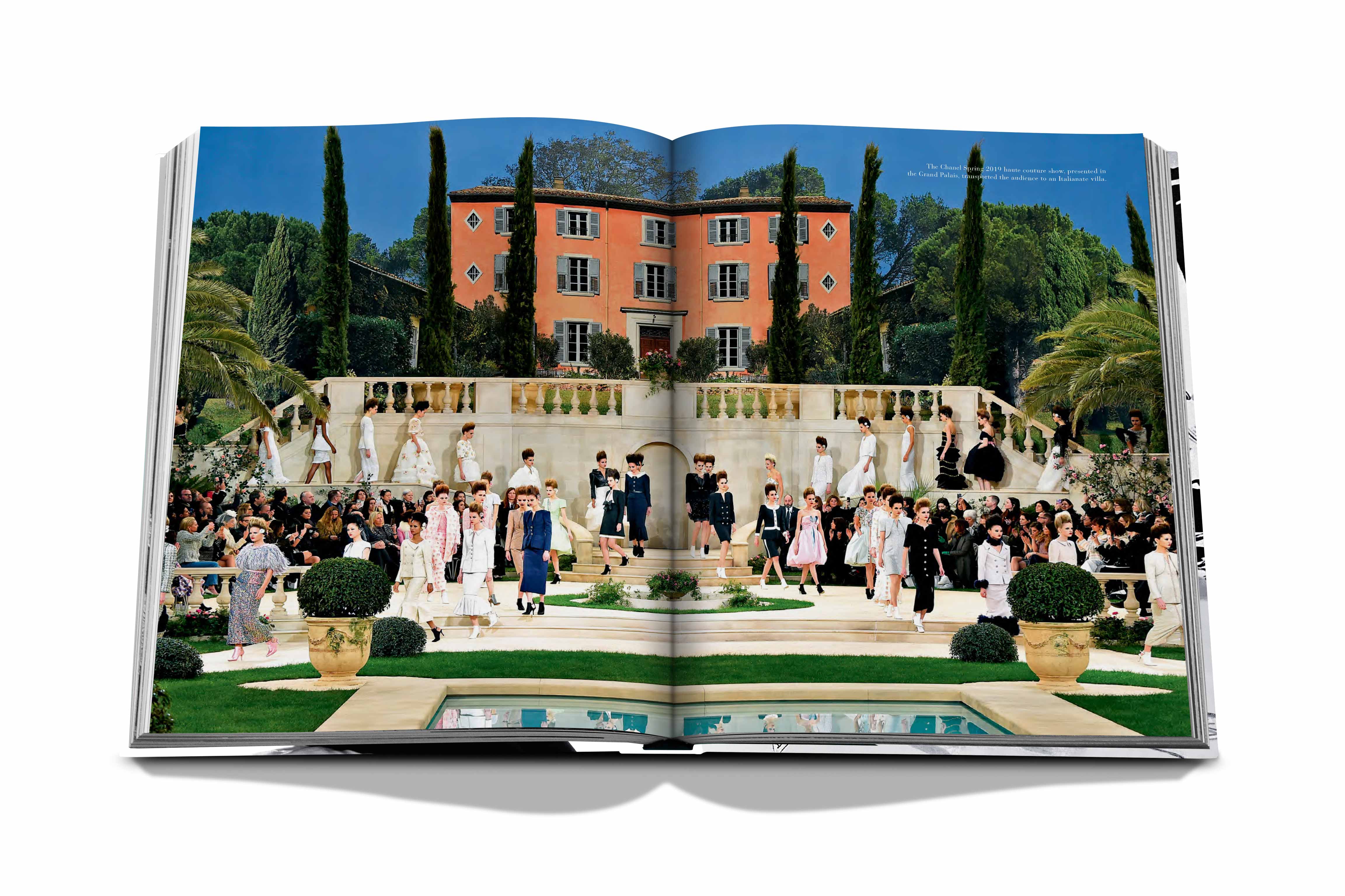 Chanel: the legend of an icon 12