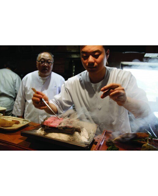 Sushi, Ramen, Sake: Un viaje apasionante del acervo culinario de japón (Capa mole) 4