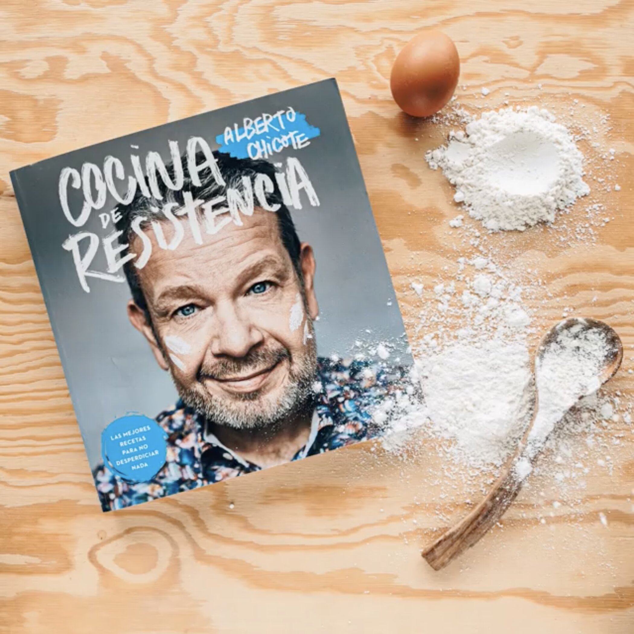 Cocina de resistencia: Las mejores recetas para no desperdiciar nada (Capa mole com abas) 2
