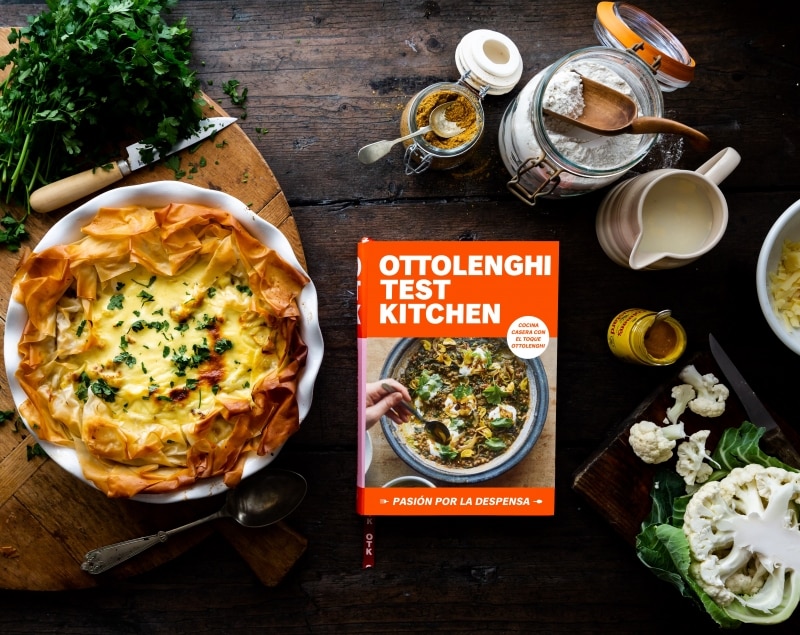 Ottolenghi Test Kitchen: Pasión por la despensa (Serie OTK 1) (Capa mole) 8