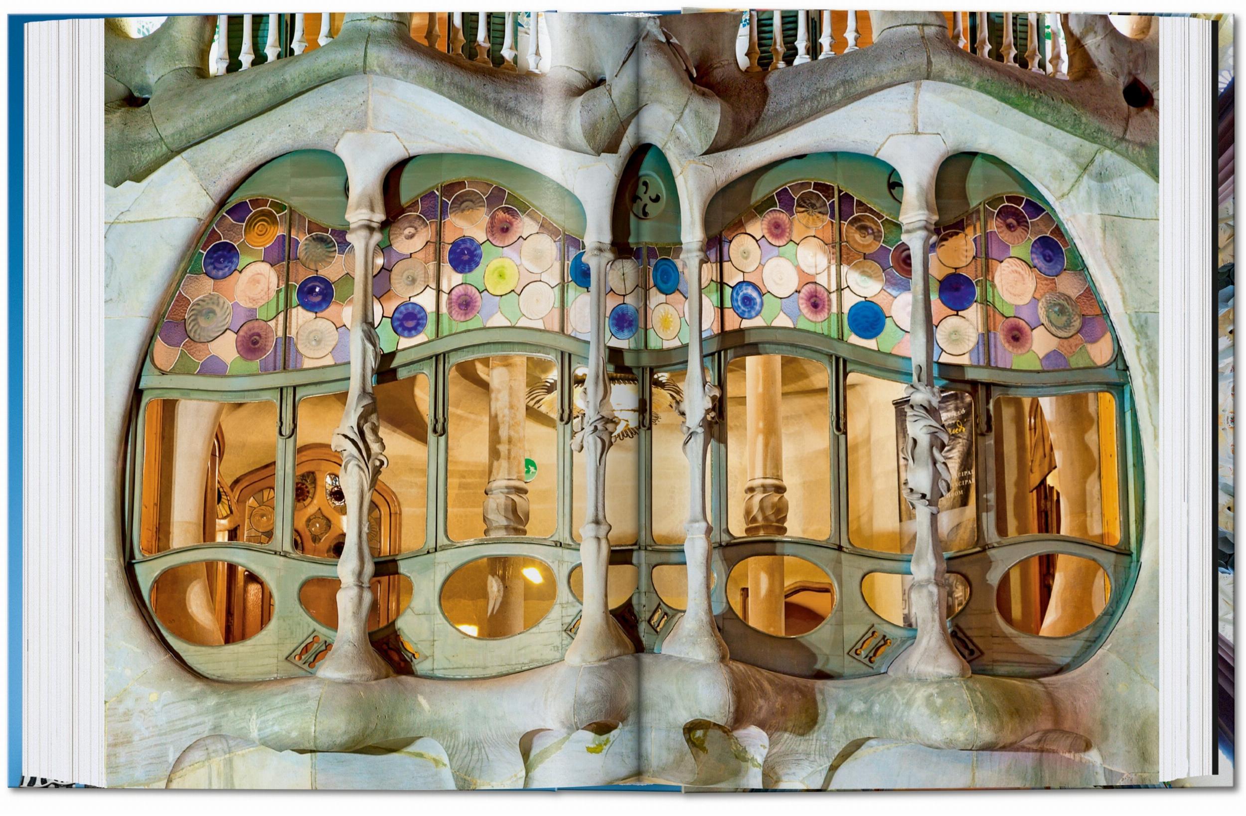 Gaudí. The Complete Works. 45th Ed. (Capa dura) 3