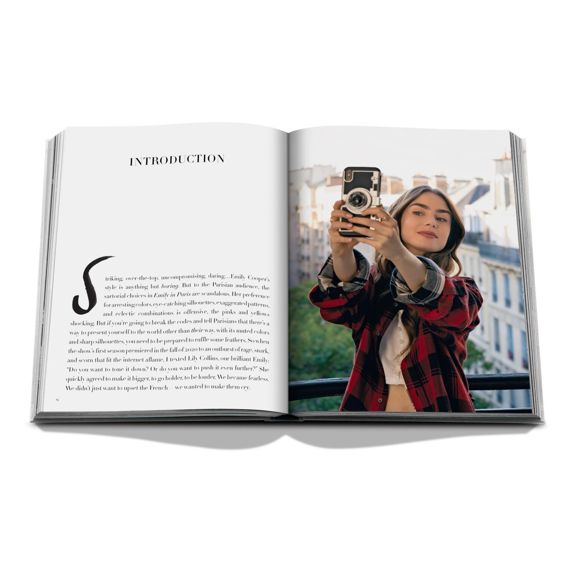 Emily in paris: the fashion guide classic collecti 4