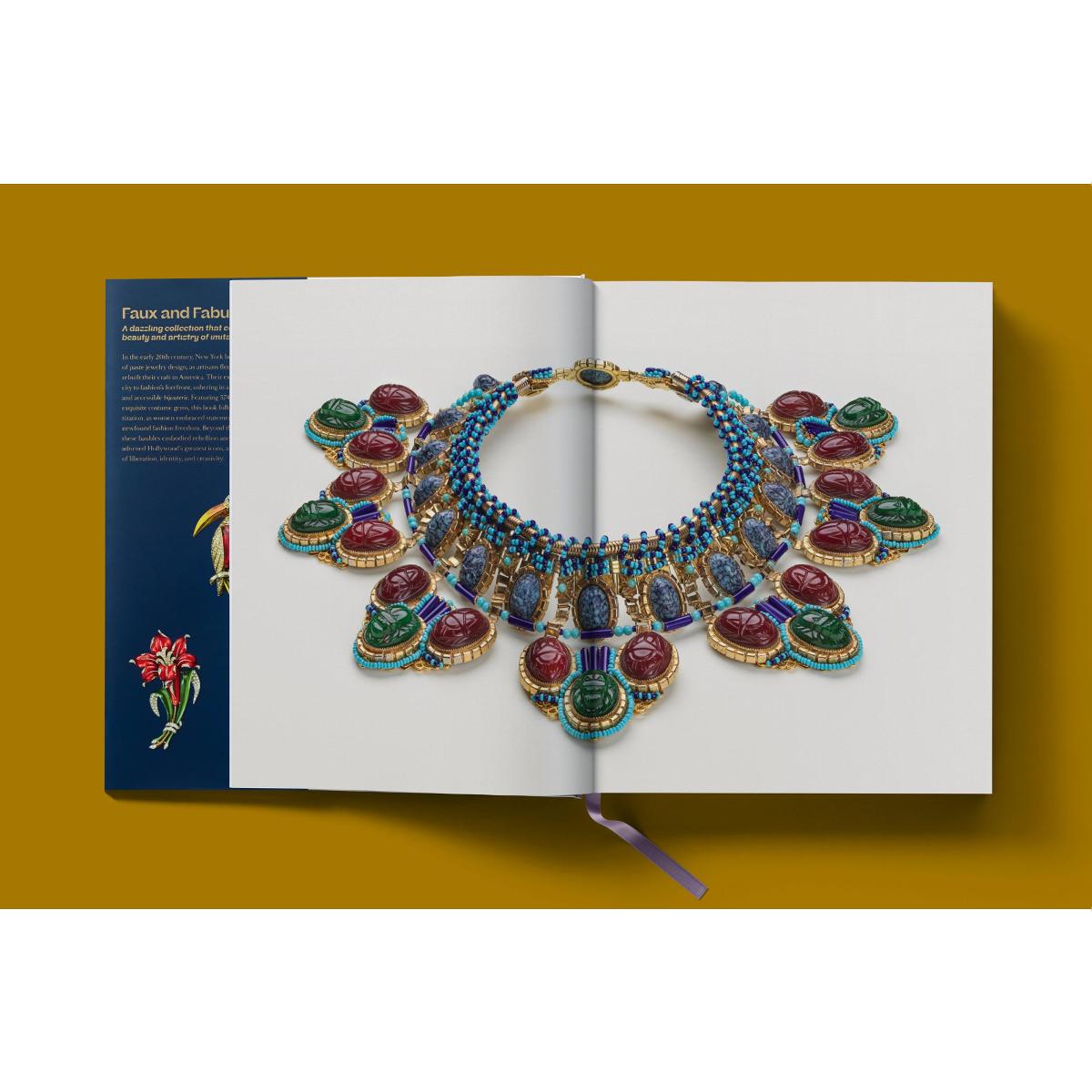 Costume Jewelry (Capa dura) 18