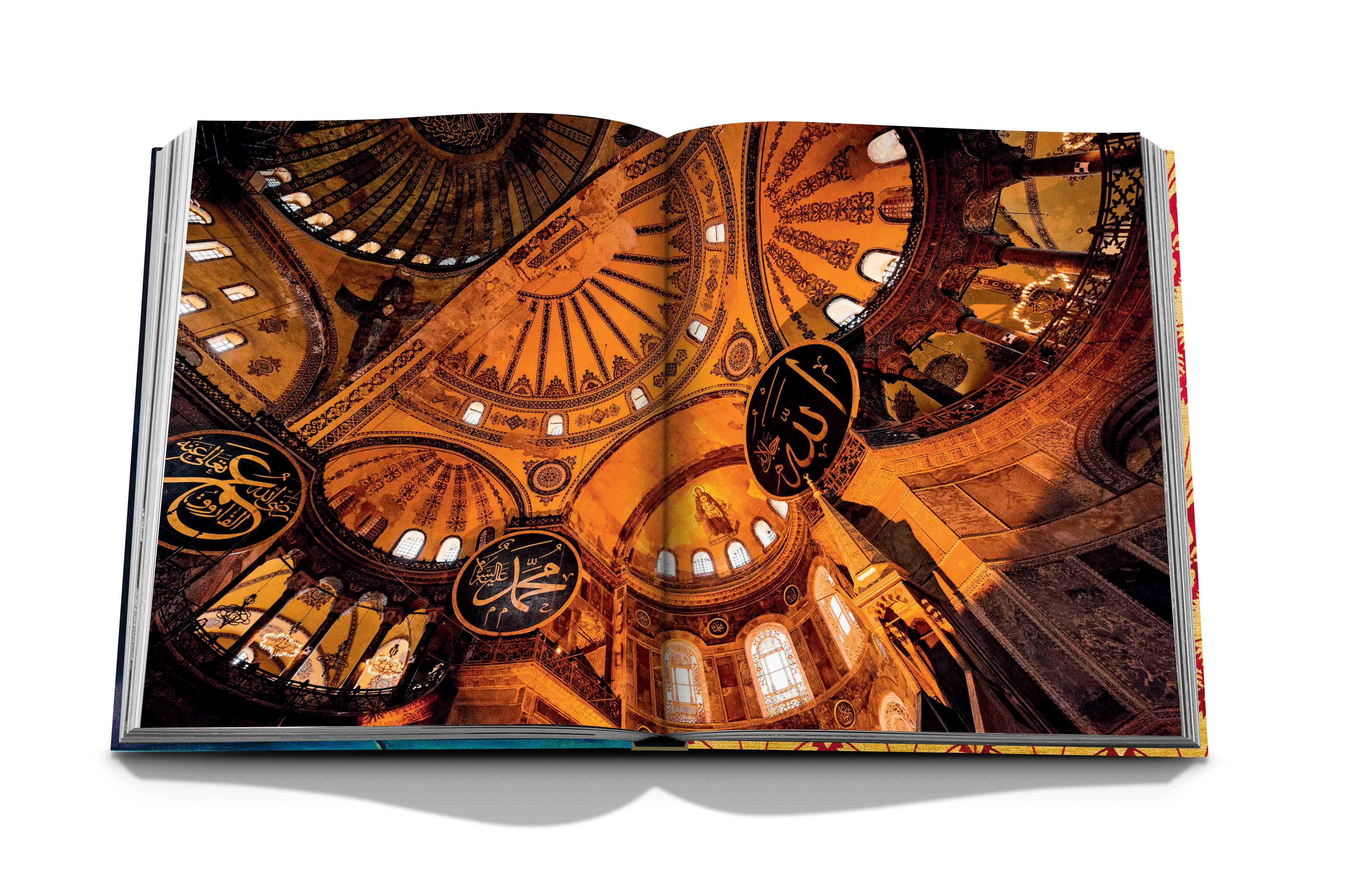 Golden opulence, 500 years of luxuriantstyle 11