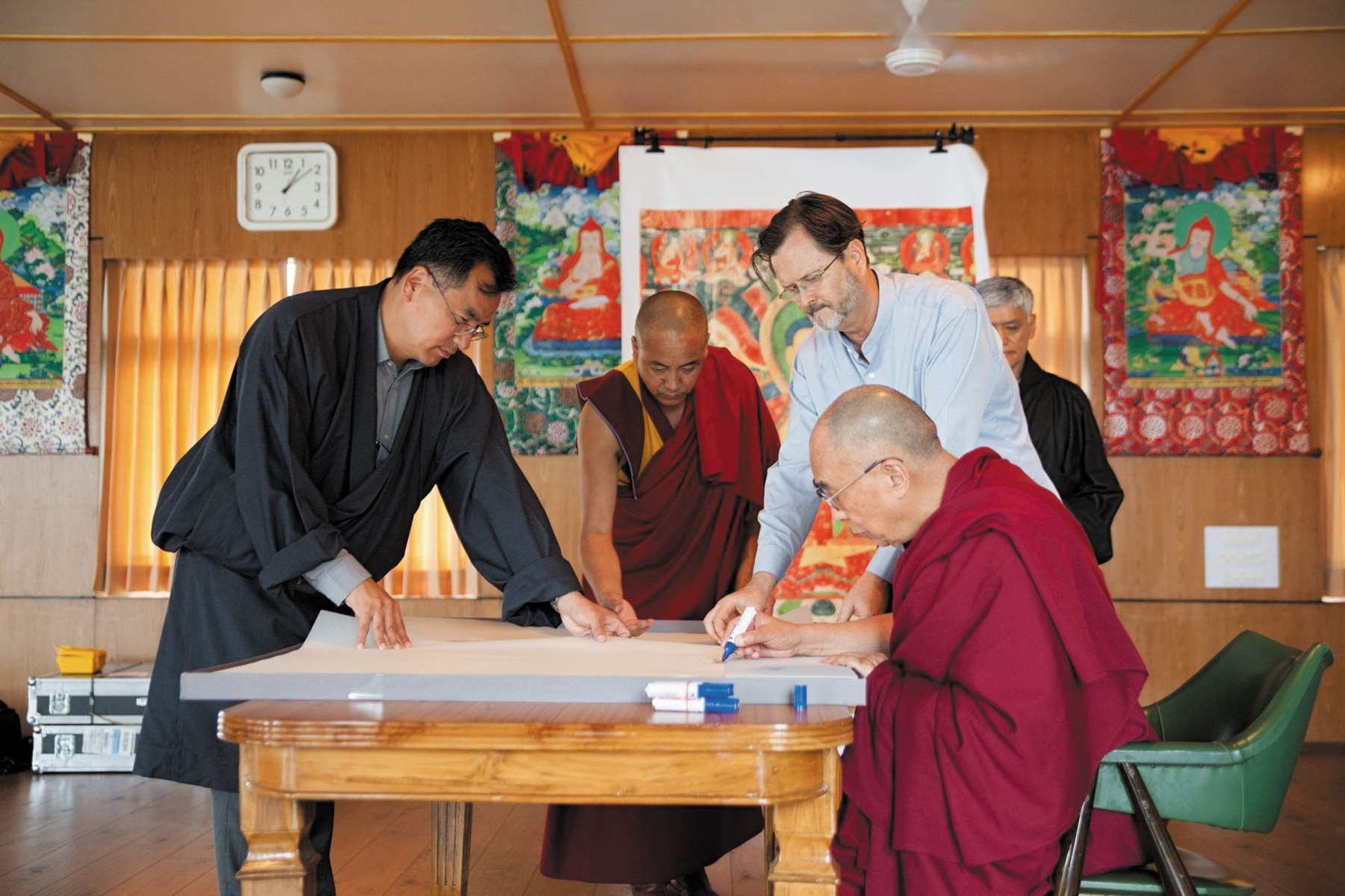 Thomas laird. Murals of tibet 4
