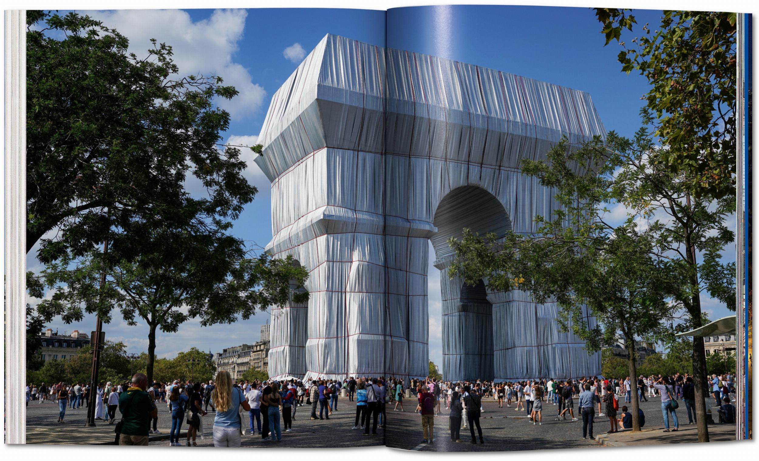 Christo and Jeanne-Claude. L&Arc de Triomphe, Wrapped (Capa mole) 2