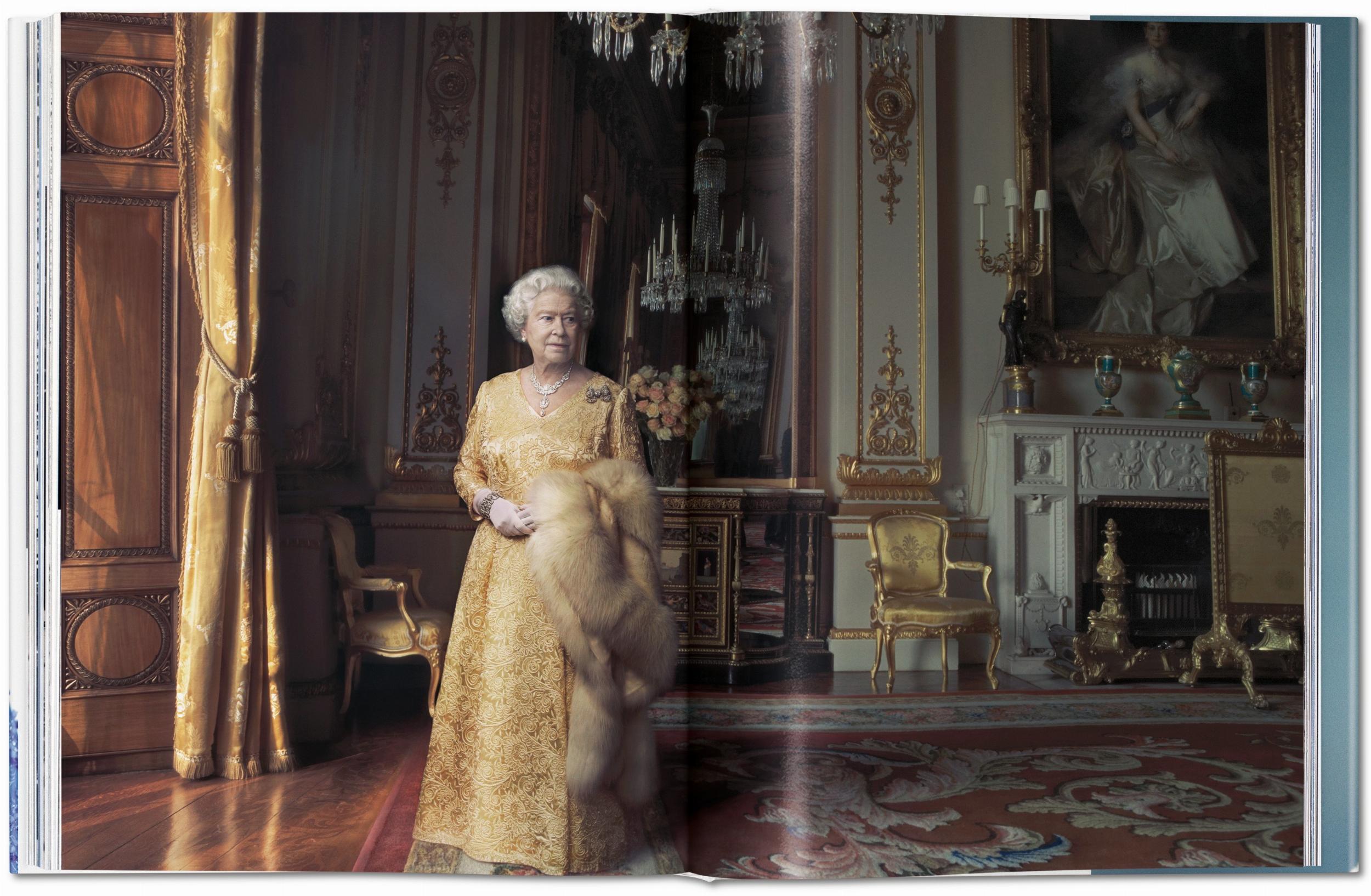 Her Majesty. A Photographic History 1926&2022 (Capa dura) 2