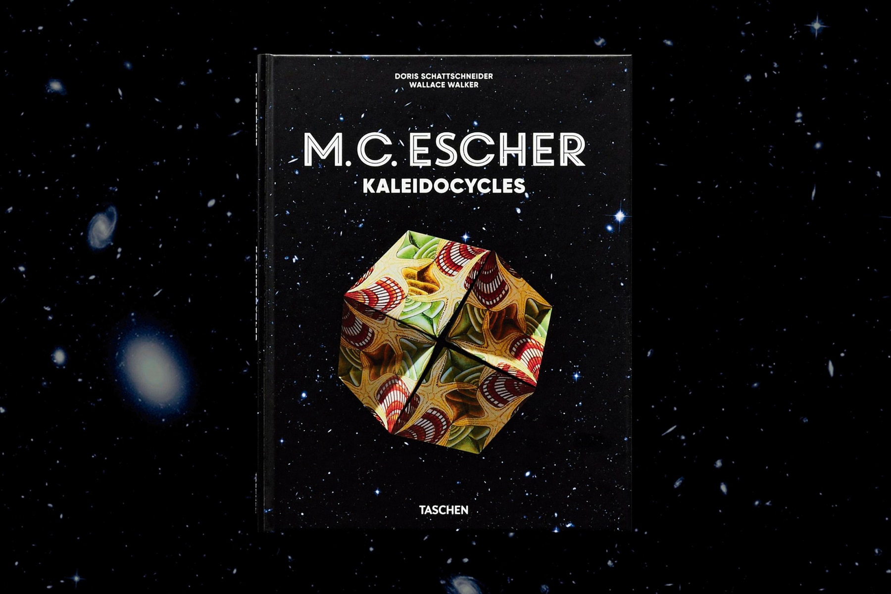M.C. Escher. Kaléidocycles 12