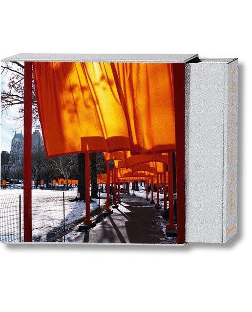 The gates 1