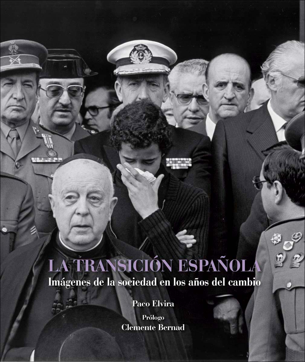 Imagem 0 de La transición española: Imágenes de la sociedad en los años del cambio(Tapa dura)