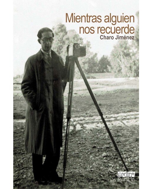 Mientras alguien nos recuerde (Capa mole com abas) 1