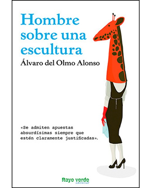 Hombre sobre una escultura 1