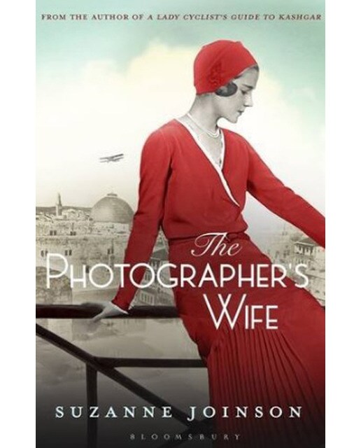 The photographer's wife 1