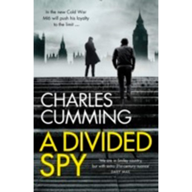 Imagen 0 de A divided spy (Tapa dura)
