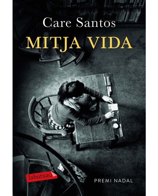 Imagen 0 de Mitja vida: Premi Nadal de Novel·la 2017 (Bolsillo) (Tapa blanda)