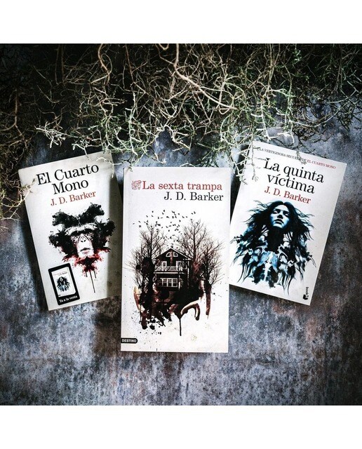El cuarto mono (El Cuarto Mono, 1) (Tapa blanda con solapas) 4
