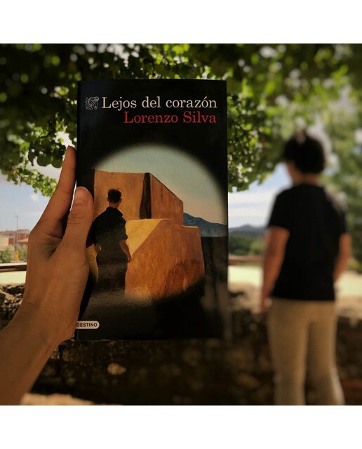 Lejos del corazón: Serie Bevilacqua y Chamorro (Bolsillo) (Tapa blanda) 2