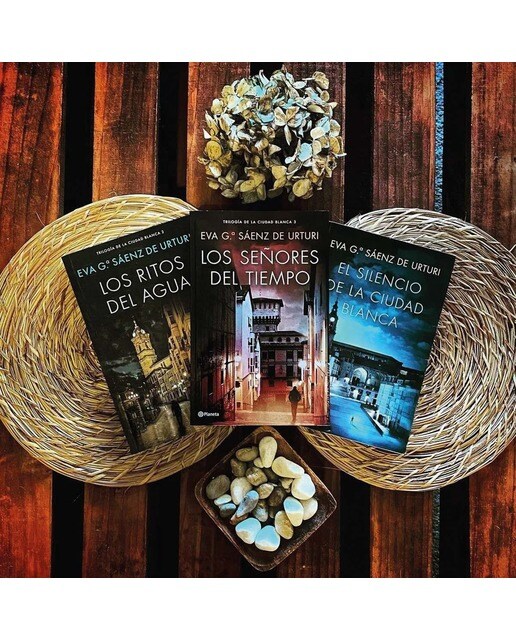 Los señores del tiempo (Trilogía de la Ciudad Blanca, 3) (Serie Kraken) (Bolsillo Tapa blanda) 3