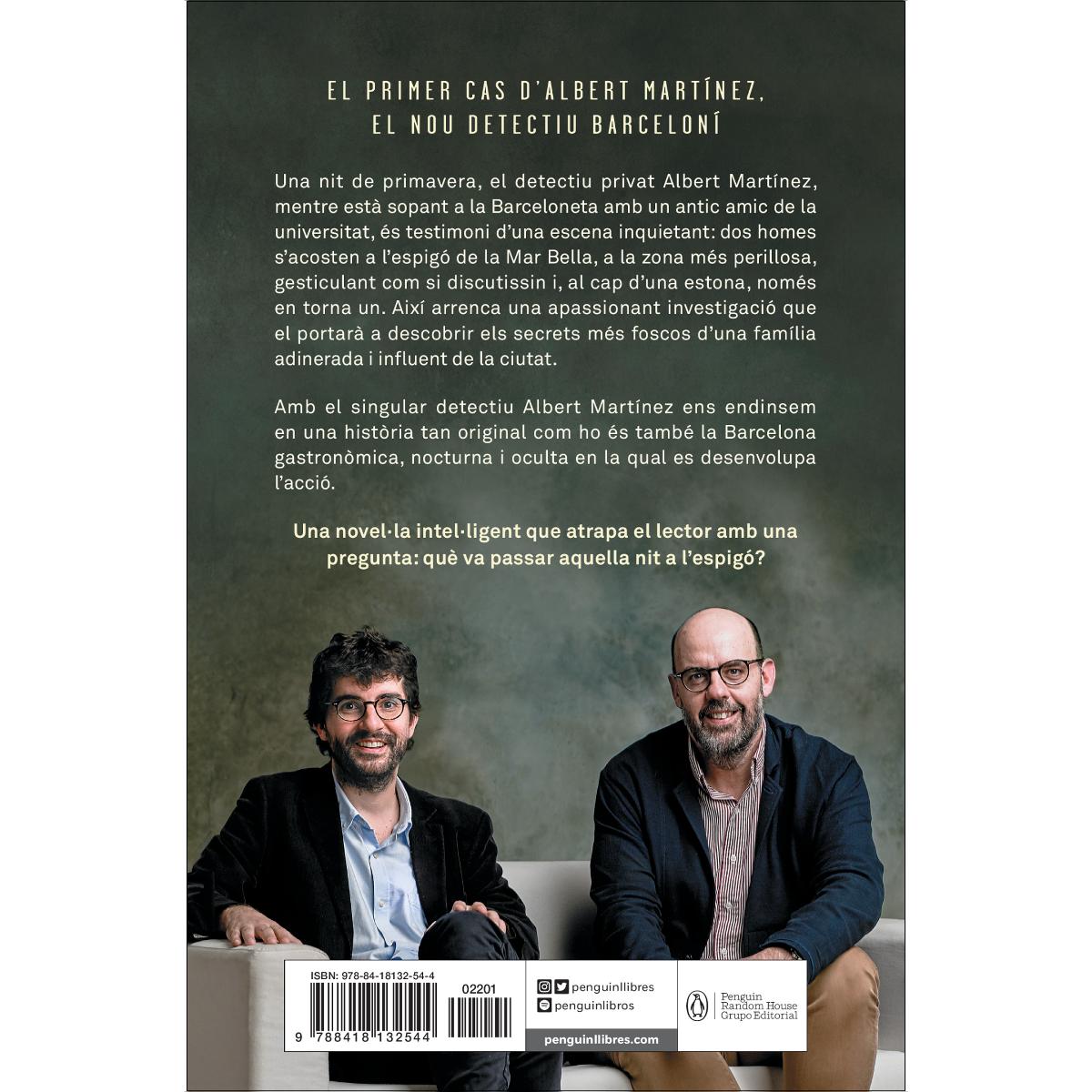 Un home cau (Detectiu Albert Martínez 1) (Bolso) (Capa mole) 2