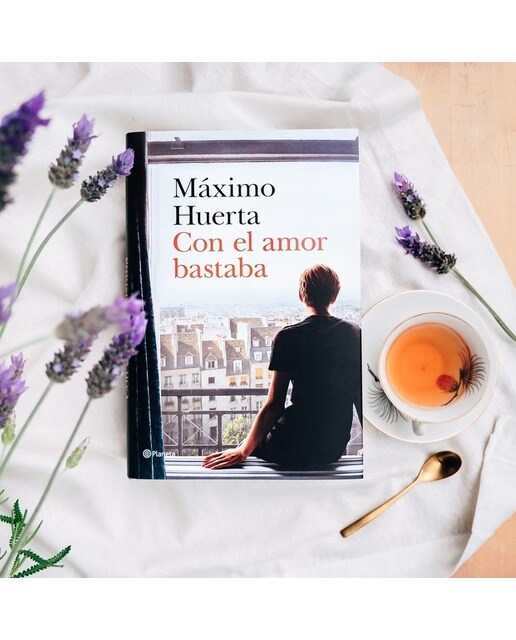 Con el amor bastaba (Tapa dura) 2