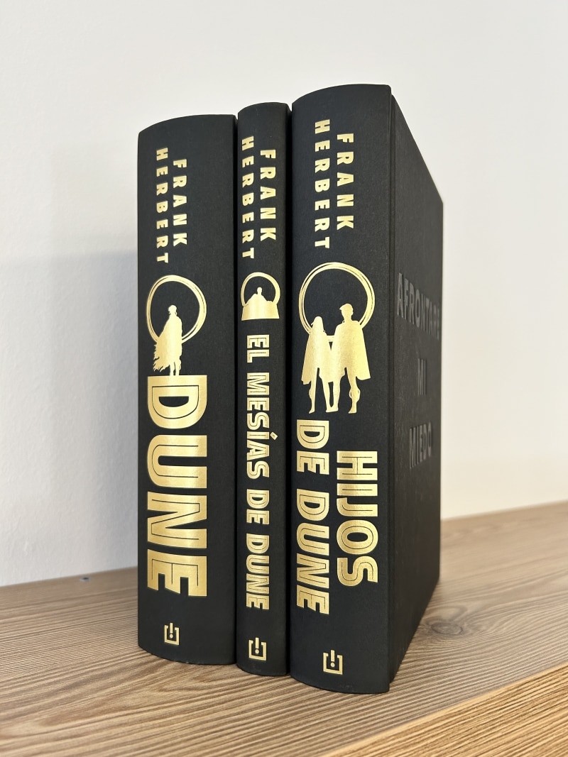 Trilogía Dune, edición de lujo (estuche con: Dune | El mesías de Dune | Hijos de Dune) 2