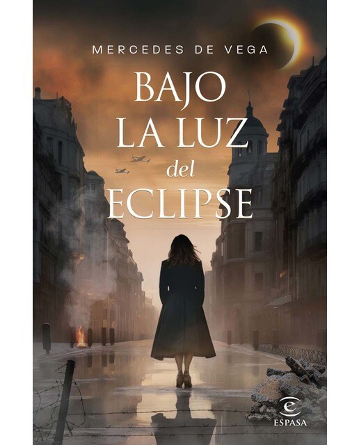 Imagem 0 de Bajo la luz del eclipse (Capa mole com abas)