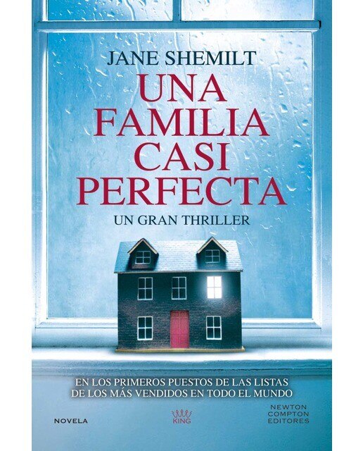 Imagem 0 de Una familia casi perfecta (Capa mole)