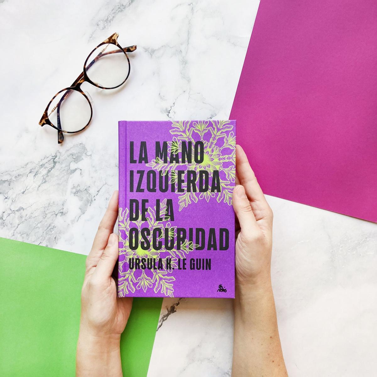 La mano izquierda de la oscuridad (Bolso) 2