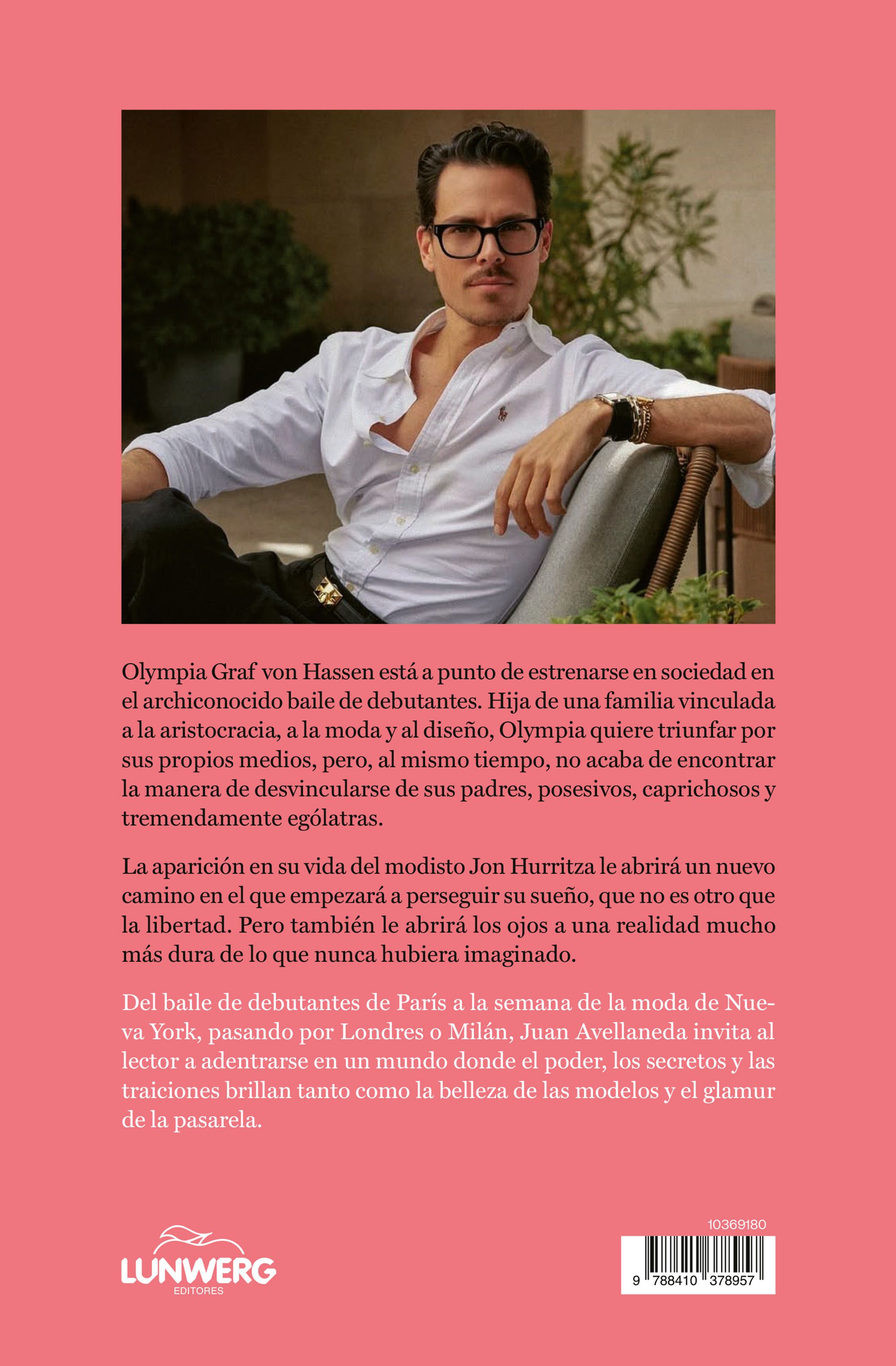Flashing lights: Una novela sobre moda, poder y secretos de pasarela (Capa mole com abas) 2