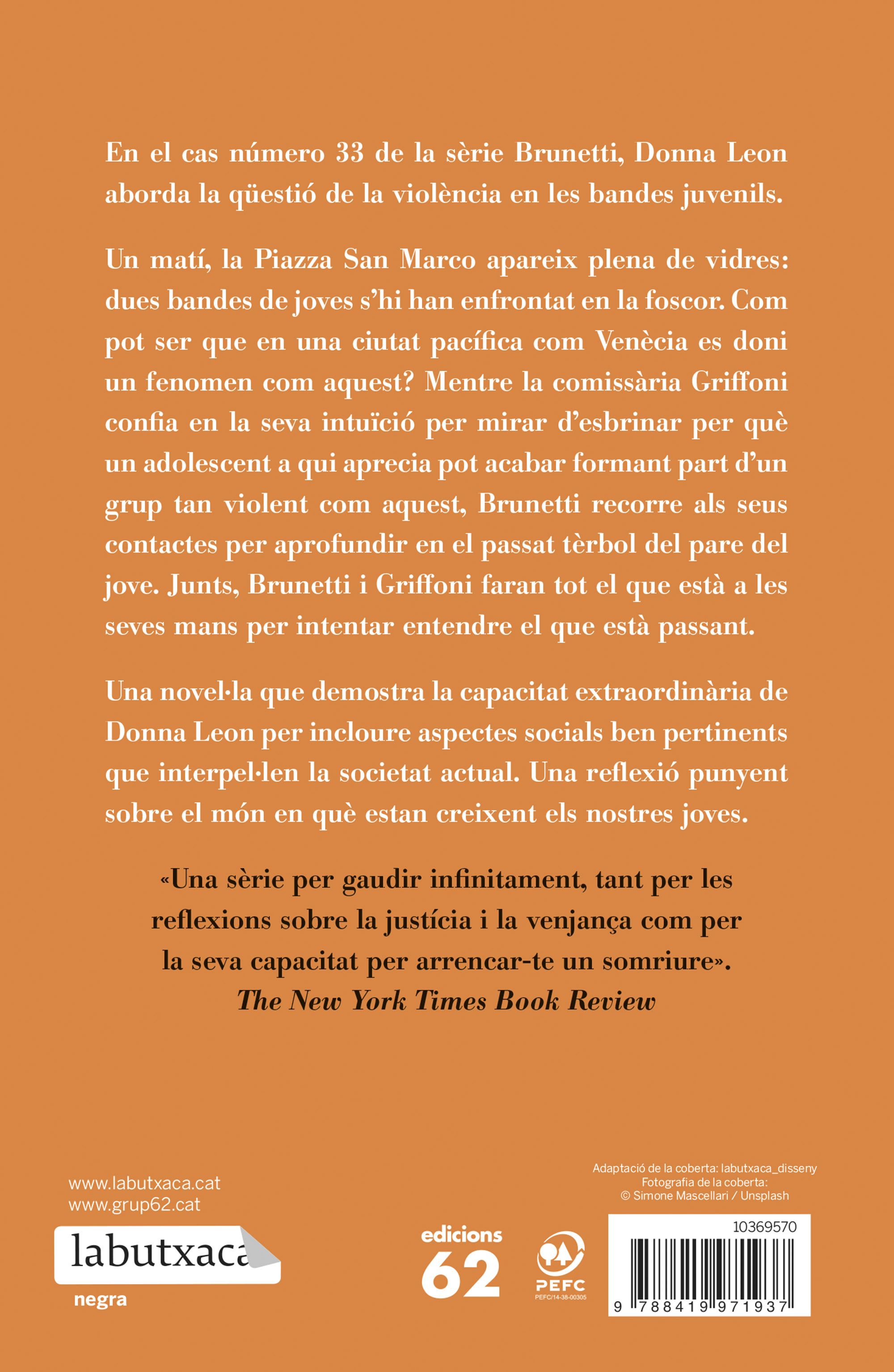 El foc purificador: (Brunetti 33) (Bolso) 2