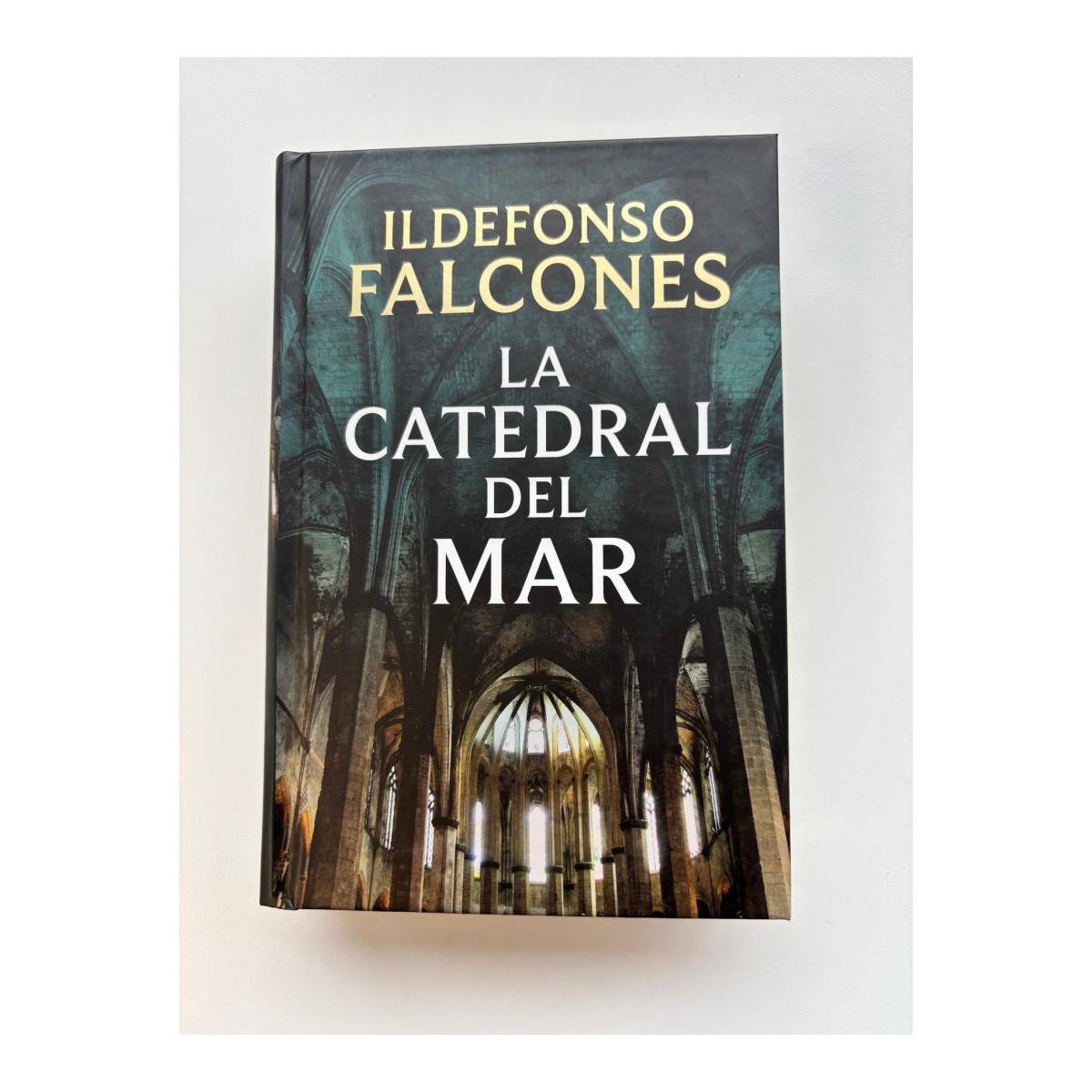 La catedral del mar (edición especial limitada con cantos tintados) (Capa dura) 4