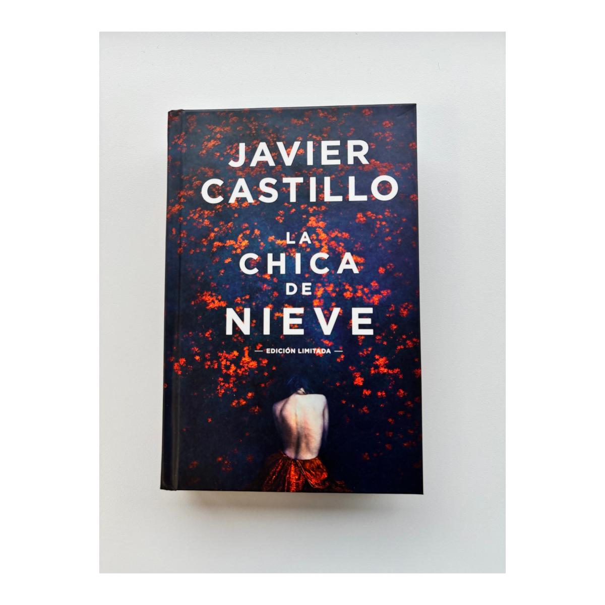 La chica de nieve (edición especial limitada con cantos tintados) (Capa dura) 3