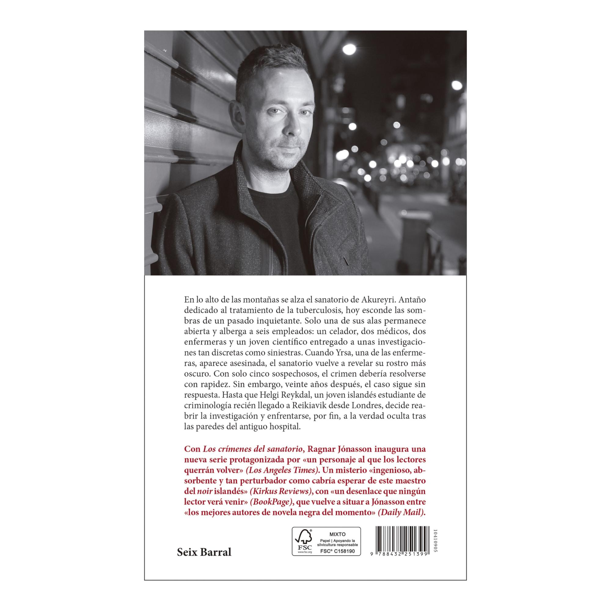 LOS CRÍMENES DEL SANATORIO (COMISARIO RE (Capa Mole com Abas) 2