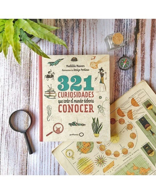 321 curiosidades que todo el mundo debería conocer (Capa mole com abas) 6