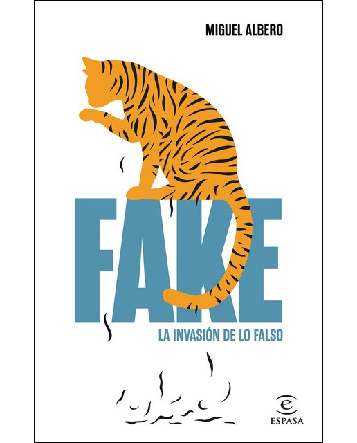 Fake: La invasión de lo falso (Capa mole com abas) 1