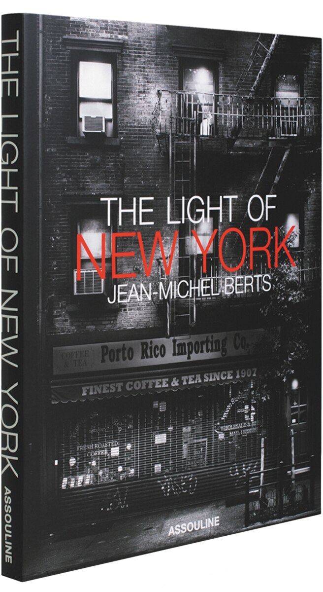 Imagem 0 de Light of New York (Capa dura)
