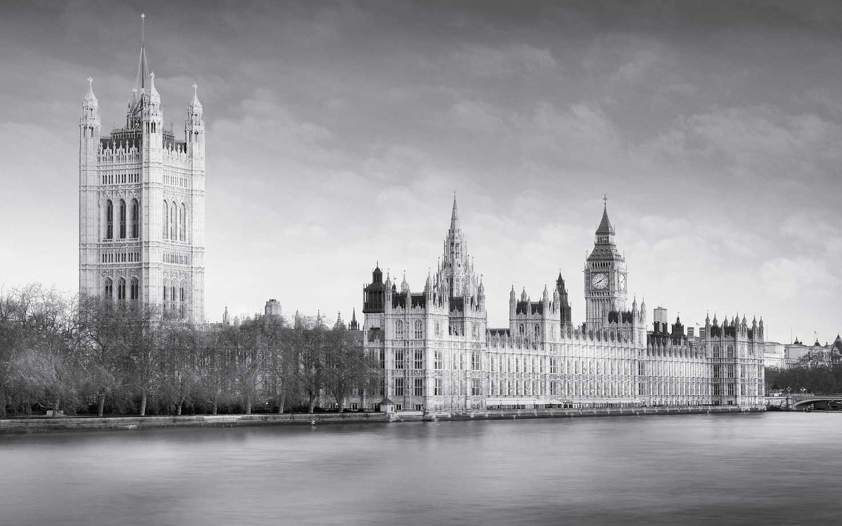 Light Of London 2