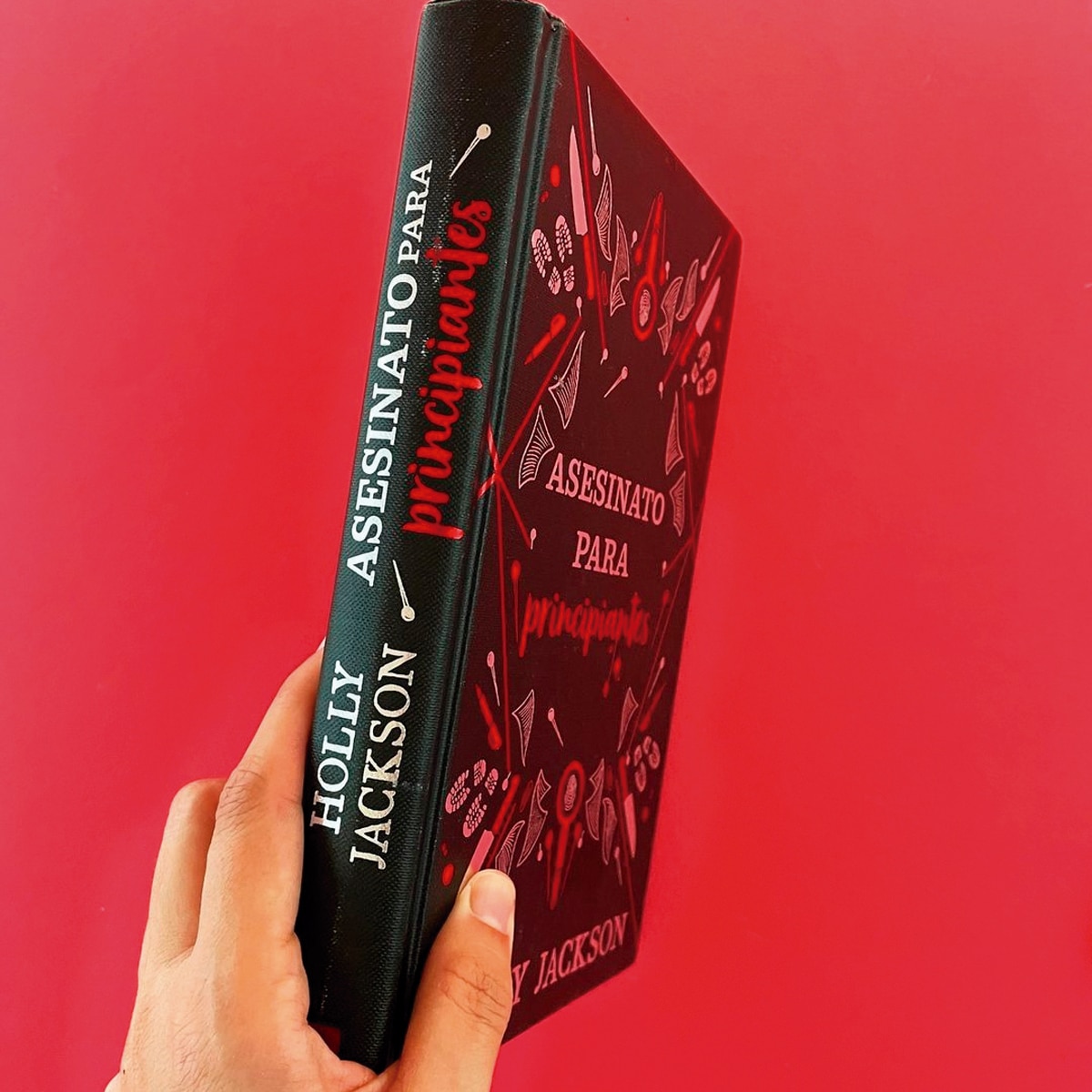 ASESINATO PARA PRINCIPIANTES. EDICIÓN ES (Tapa dura) · CROSS BOOKS