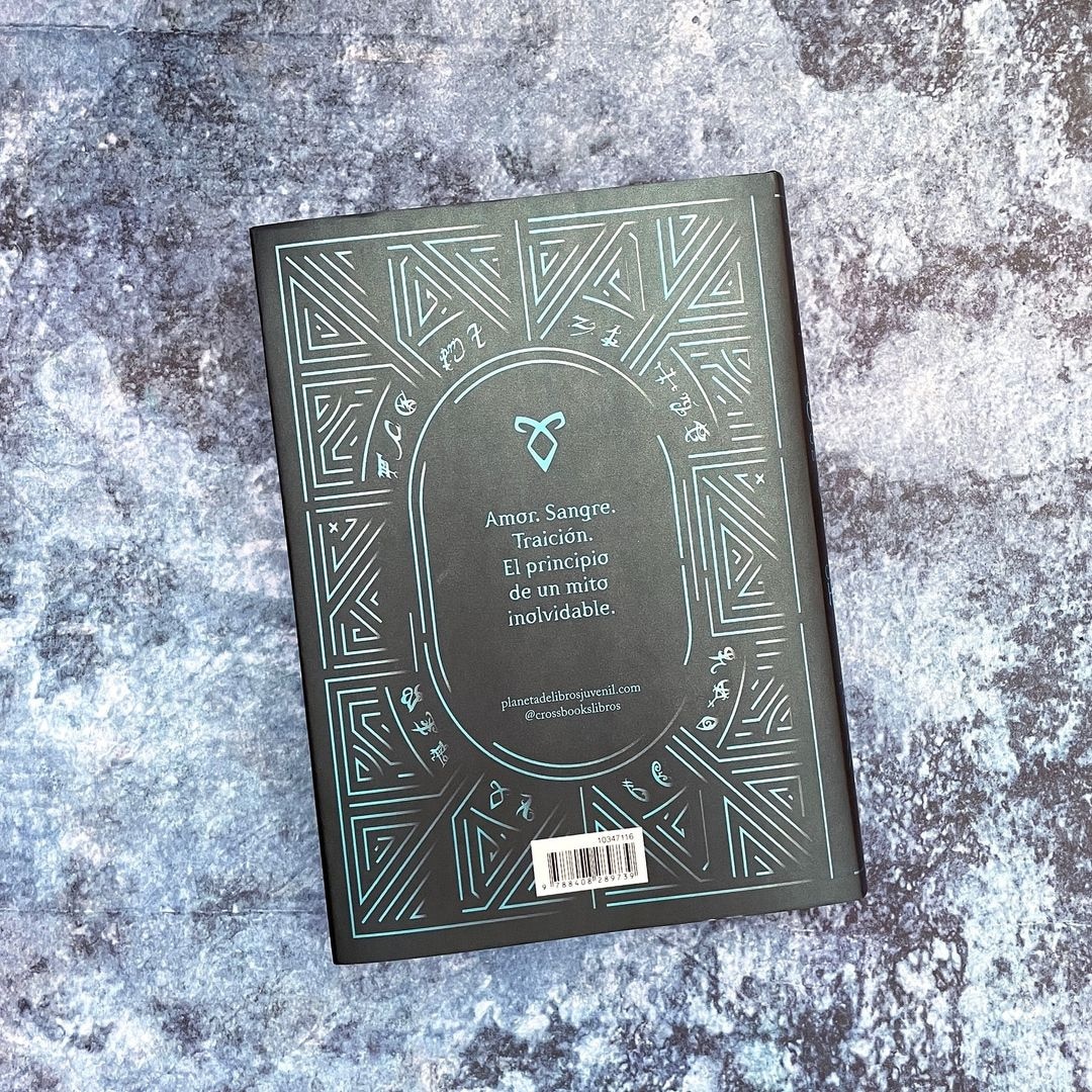 Ciudad de hueso (Cazadores de sombras, 1) (Bolso) 4