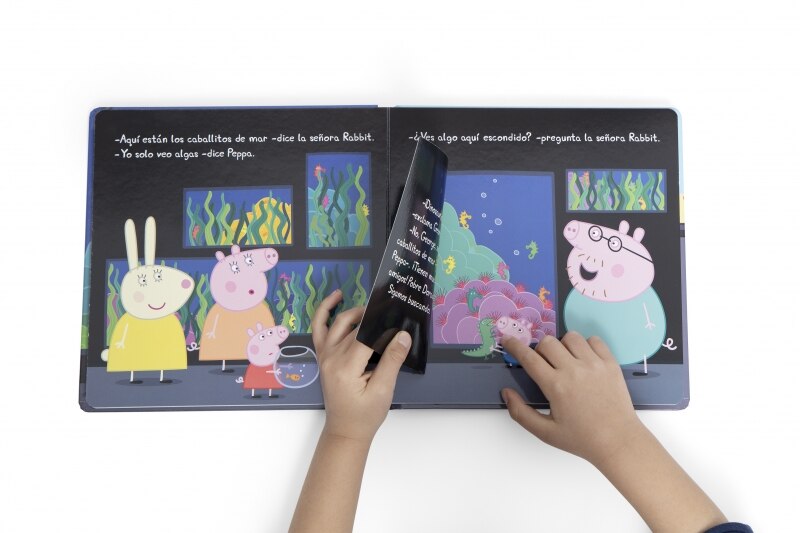 Peppa Pig. Libro de cartón con solapas - En el acuario: Un libro de cartón con solapas 6