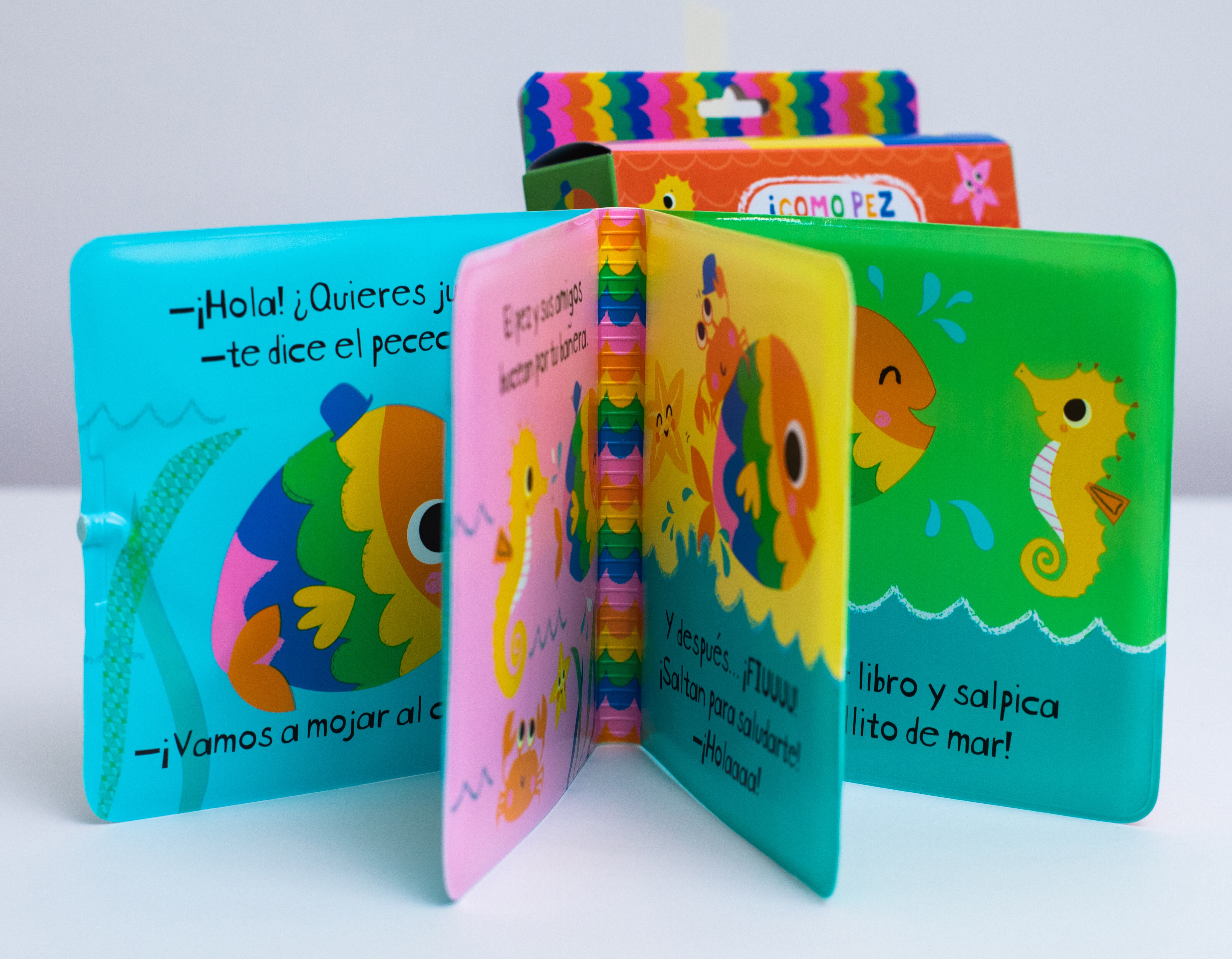 Mis primeros chapoteos. ¡Como pez en el agua!: Libro de baño 3