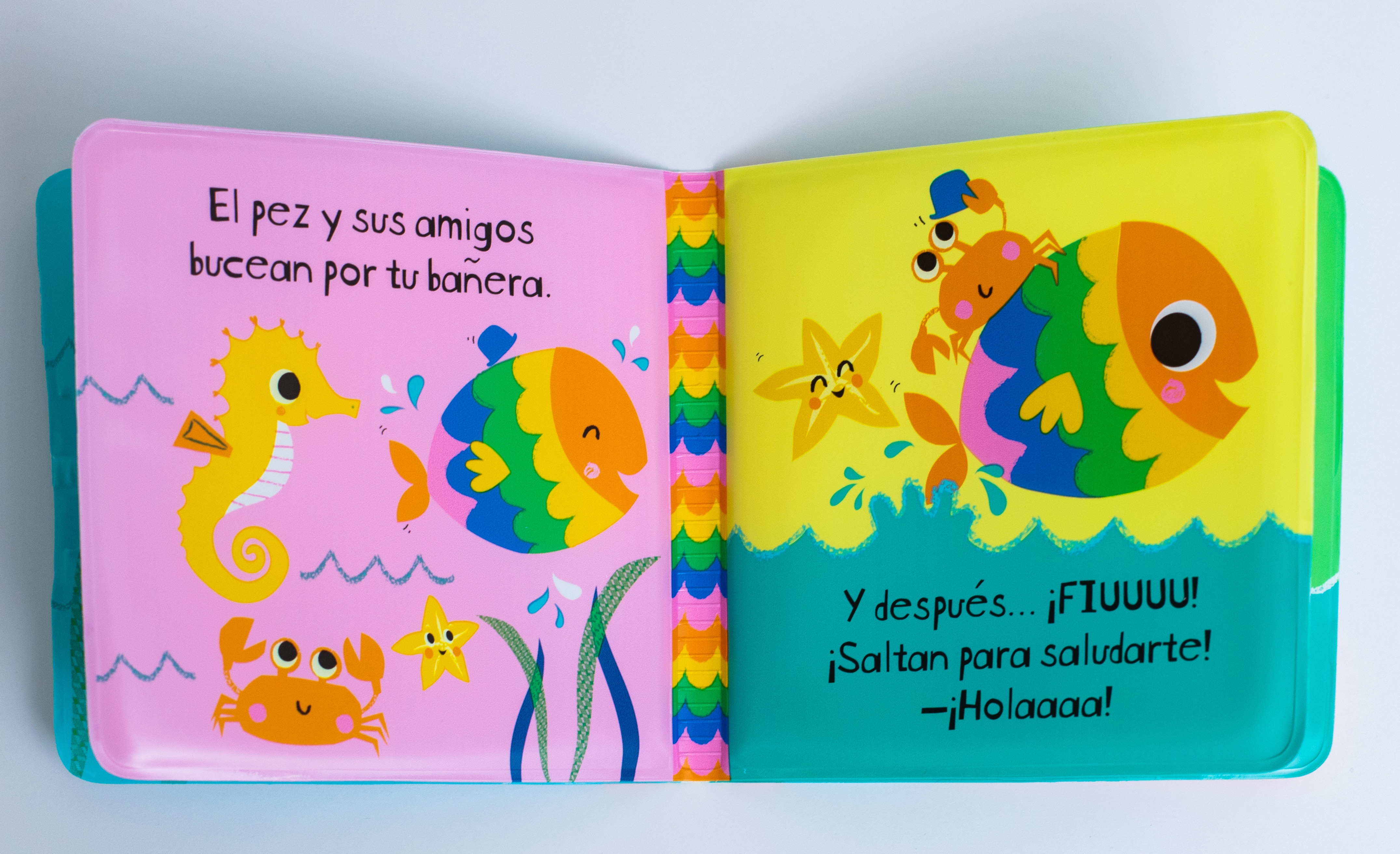 Mis primeros chapoteos. ¡Como pez en el agua!: Libro de baño 4